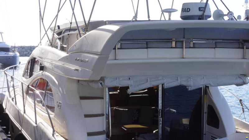 Azimut 46 FLY