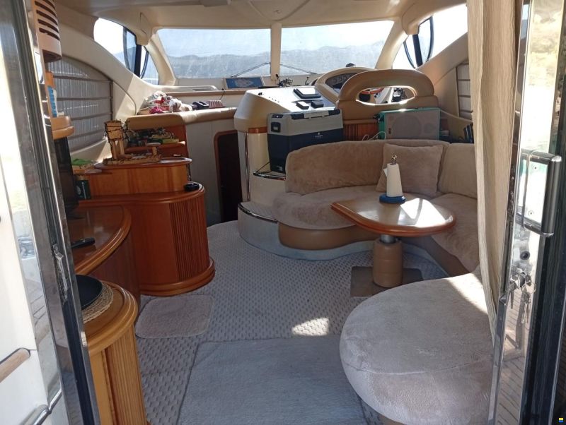 Azimut 46 FLY