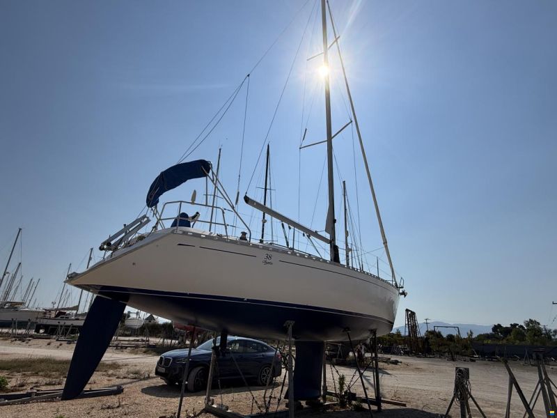 Dufour 38 Classic