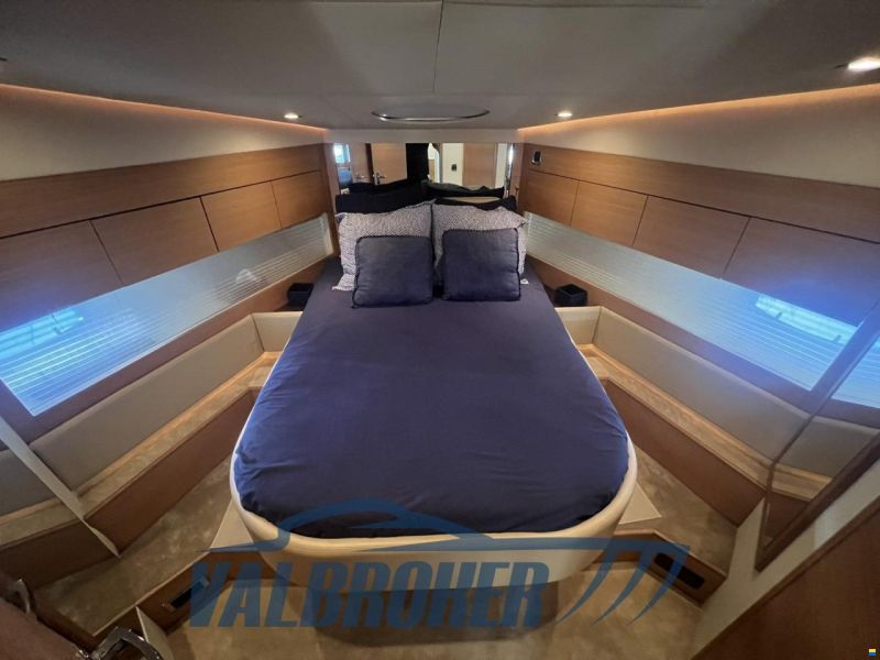 Fairline PHANTOM 48