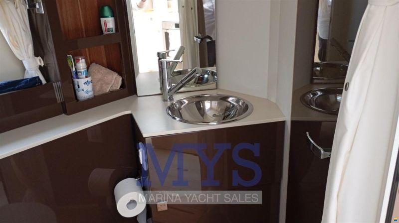 Cranchi M44 HT