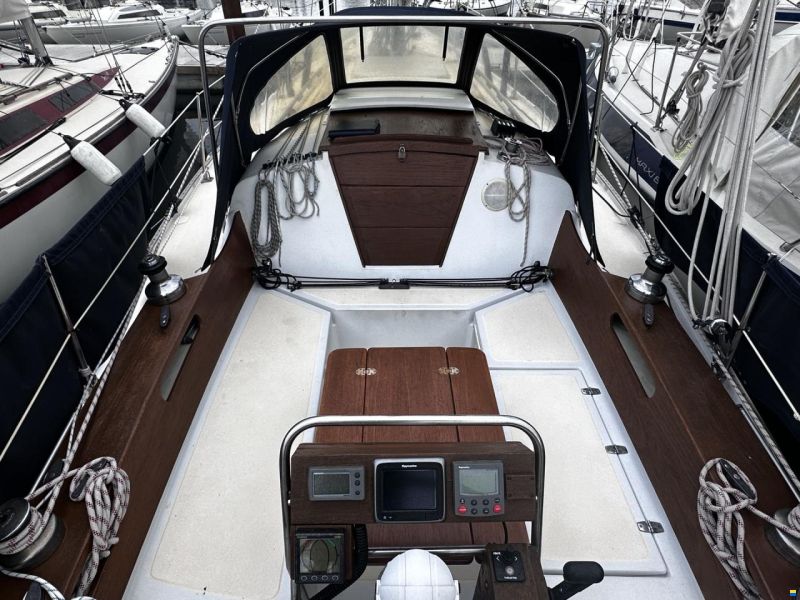 Ericson 35