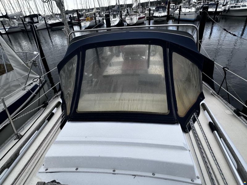 Ericson 35
