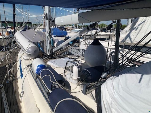 Bavaria 390 LAGOON