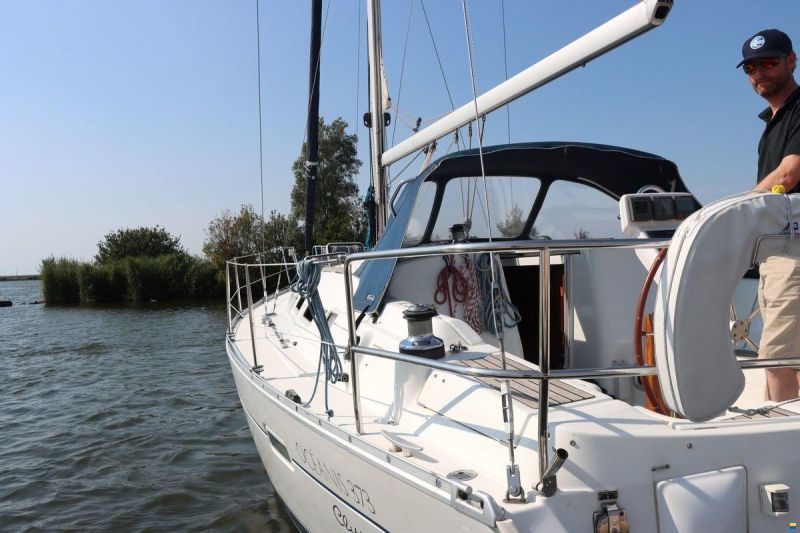 Beneteau OCEANIS CLIPPER 373