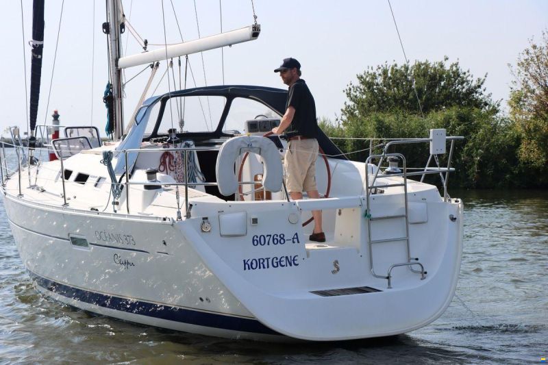 Beneteau OCEANIS CLIPPER 373
