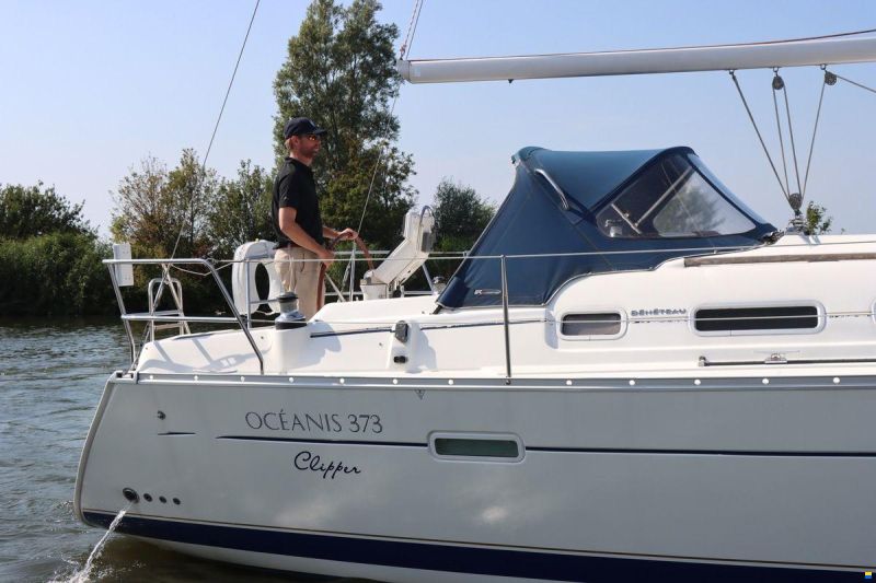 Beneteau OCEANIS CLIPPER 373