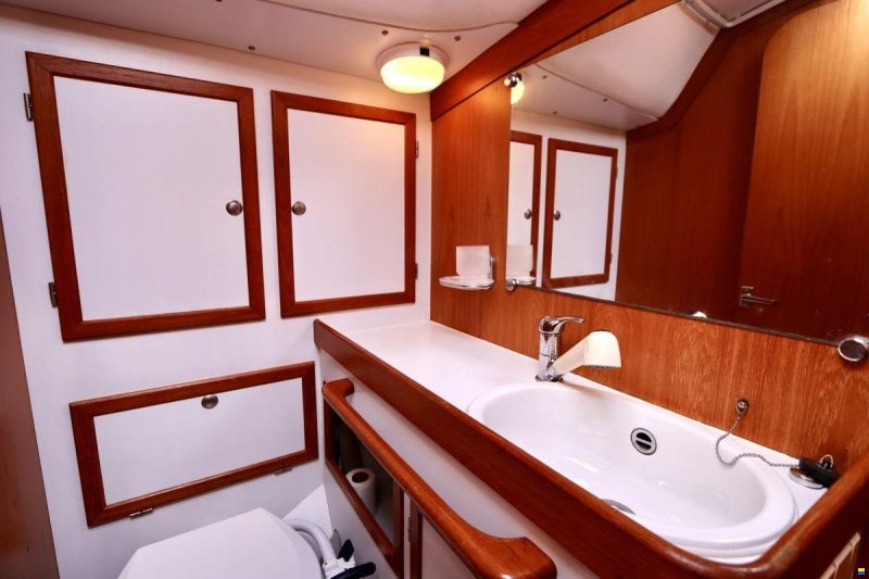 Spirit 37