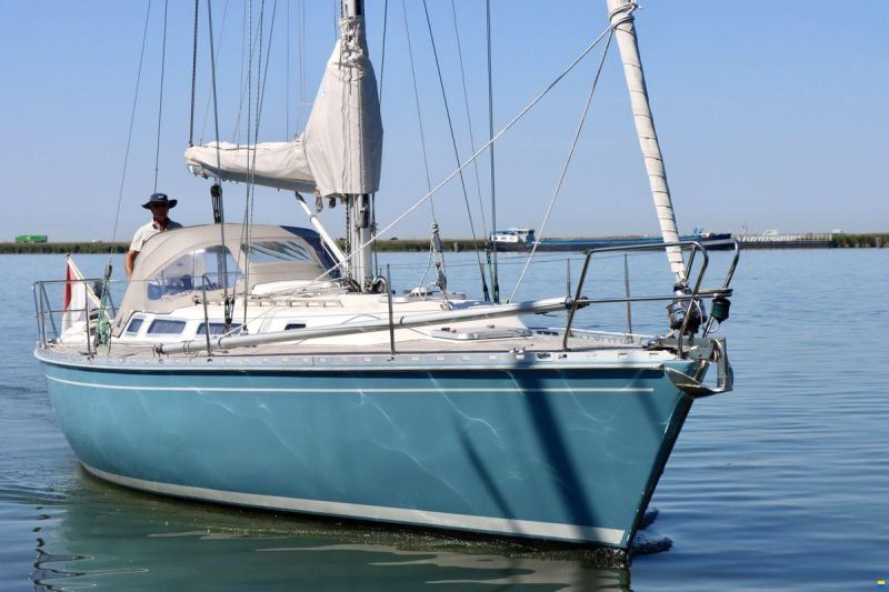 Spirit 37