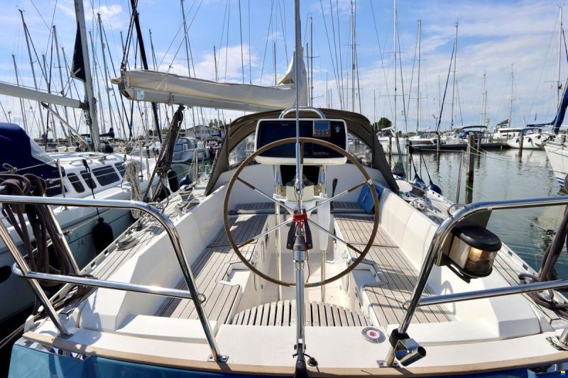 Spirit 37