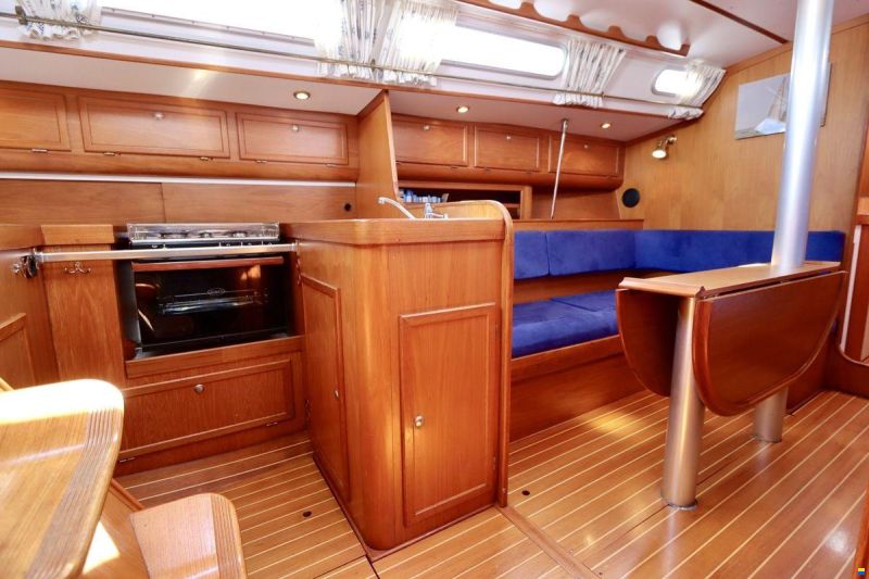 Spirit 37
