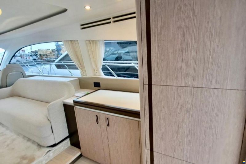 Azimut Fly 53