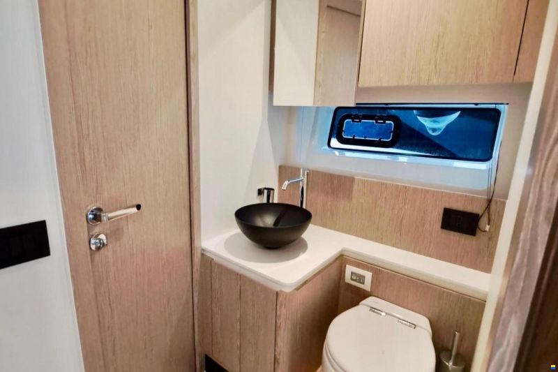 Azimut Fly 53
