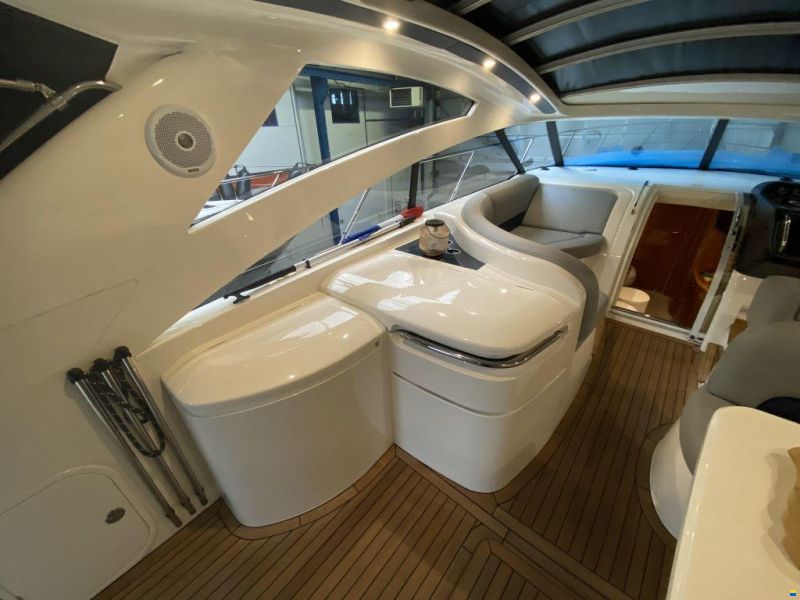 Princess V48