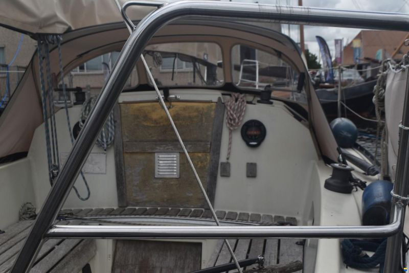 Friendship 28 Type 900