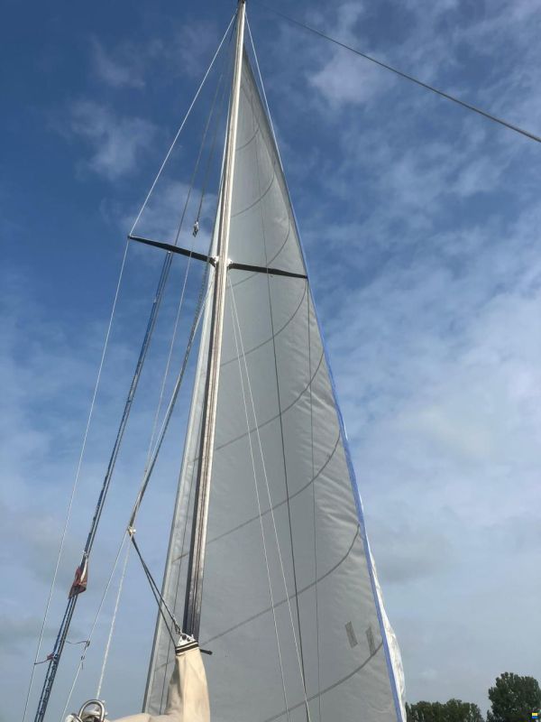 Friendship 28 Type 900