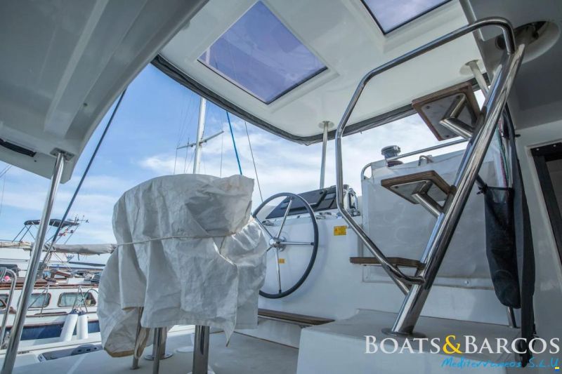 Lagoon 42