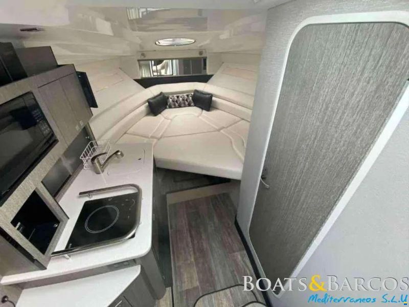 Monterey 295 Sport Yacht