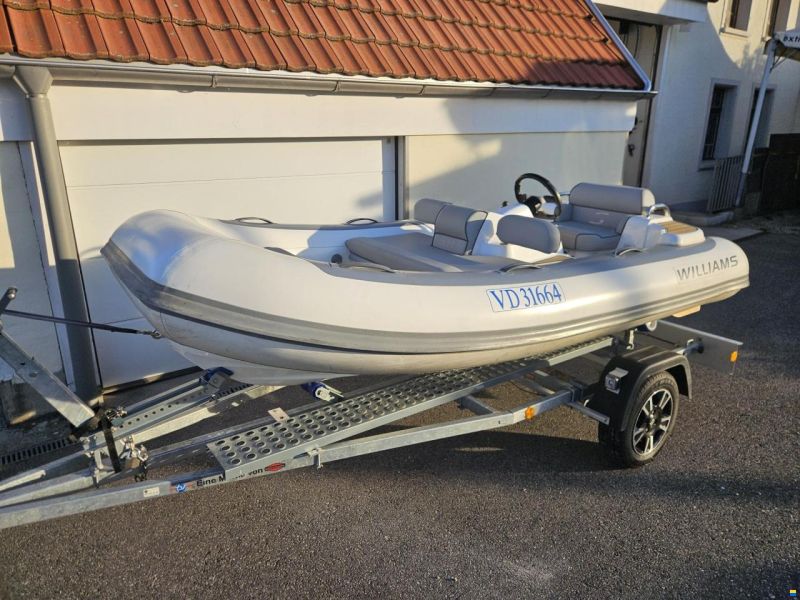 Williams 325Jet