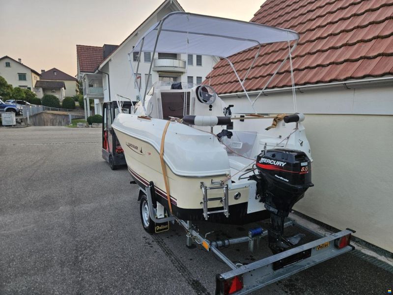 Quicksilver cabin 460