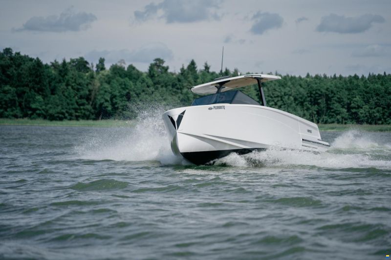 Virtue V33 Top