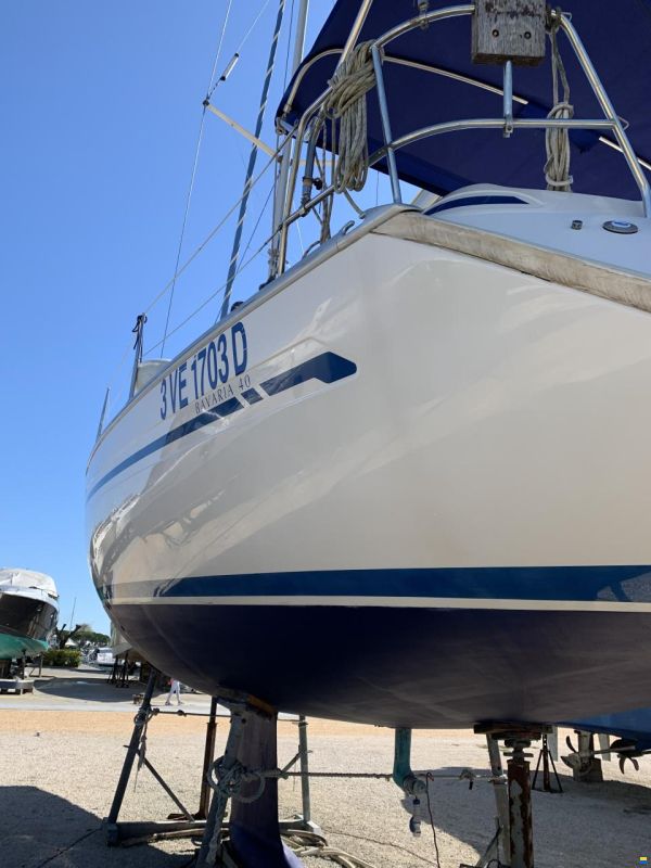 Bavaria 40