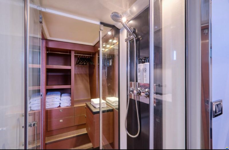 Prestige 550 Flybridge