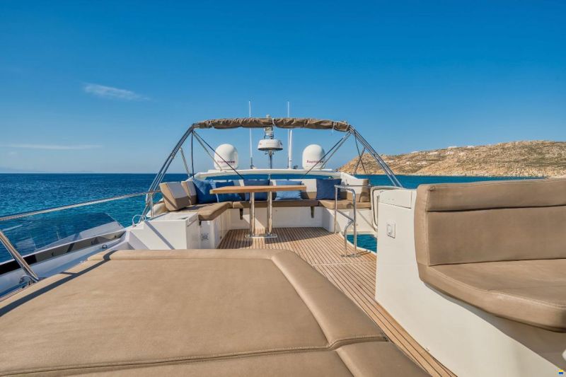 Prestige 550 Flybridge