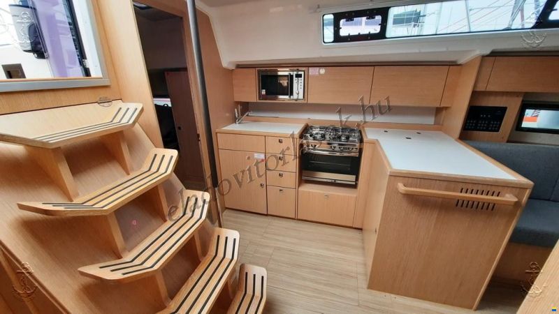 Bavaria C42