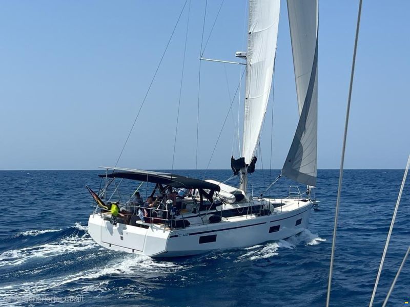 Bavaria C 42
