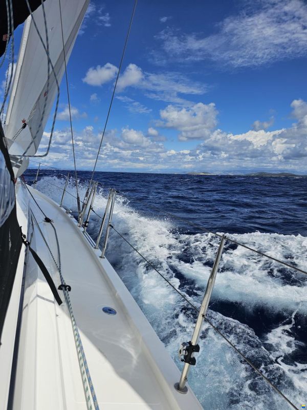 Bavaria C 42