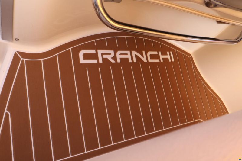 Cranchi Zaffiro 32