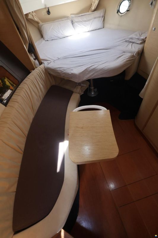 Cranchi Zaffiro 32