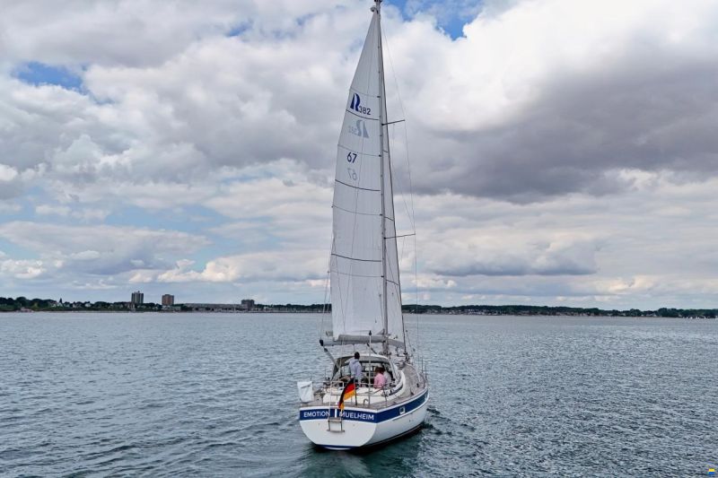 Hallberg-Rassy 382