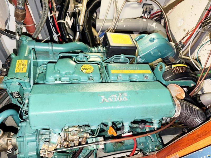 Hallberg-Rassy 382