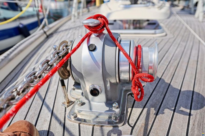 Hallberg-Rassy 382