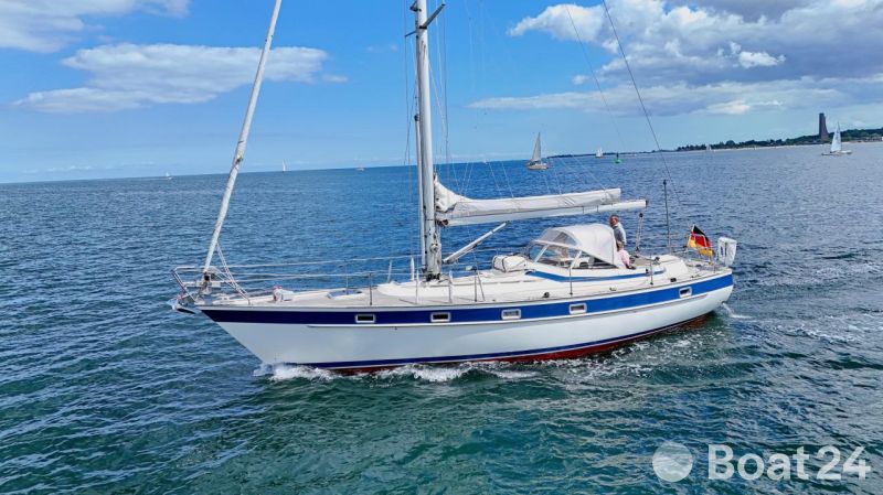Hallberg-Rassy 382