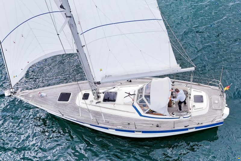 Hallberg-Rassy 382