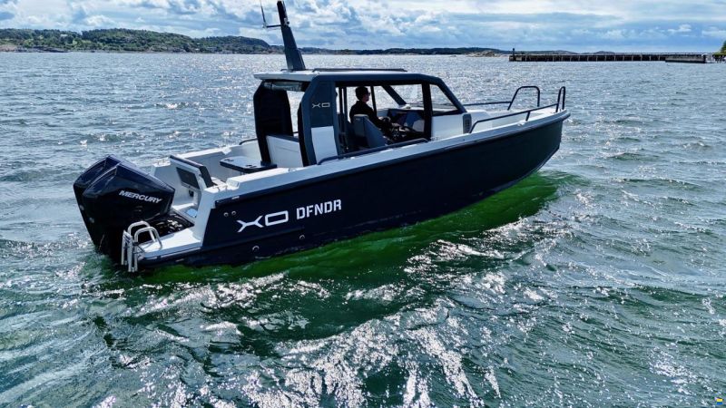 XO Boats DFNDR 9