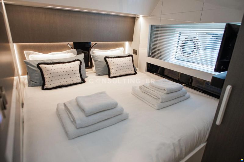 Azimut S7