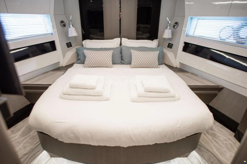 Azimut S7