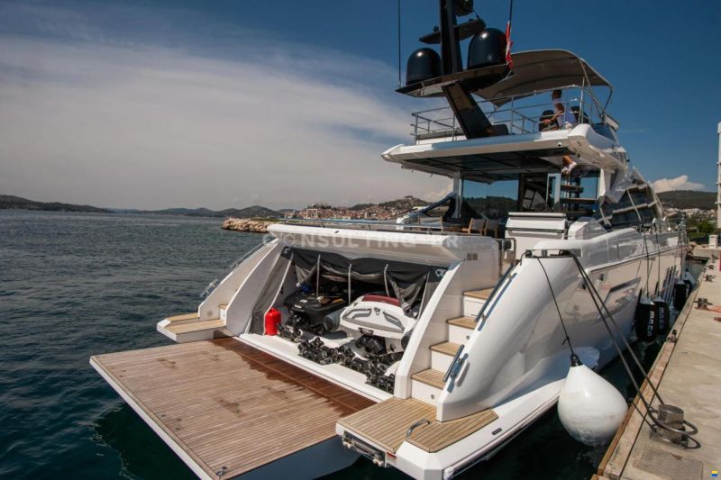 Azimut S7
