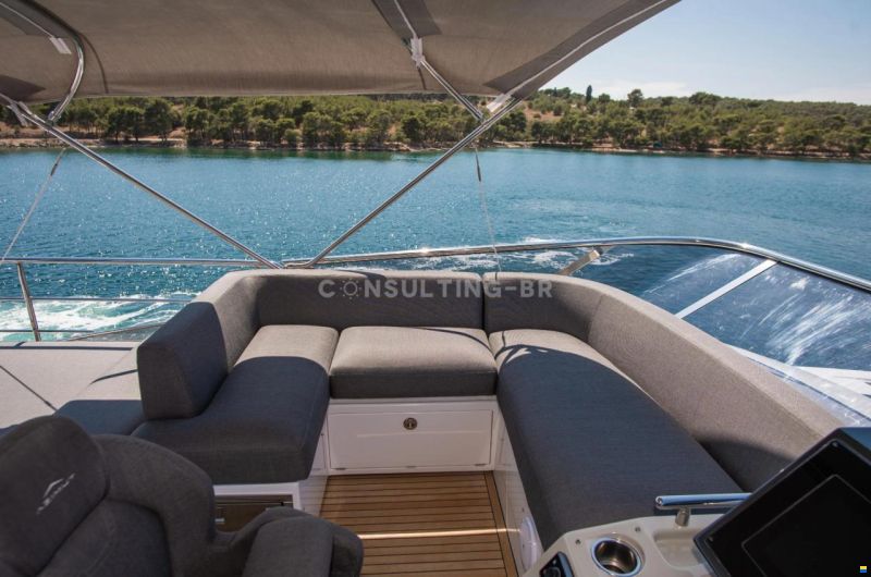 Azimut S7