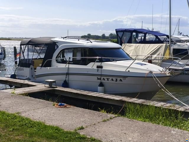 Beneteau Antares 8 OB V2