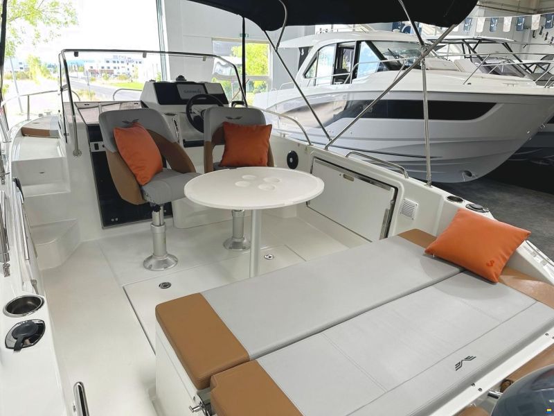 Beneteau Flyer 7 SD Sundeck