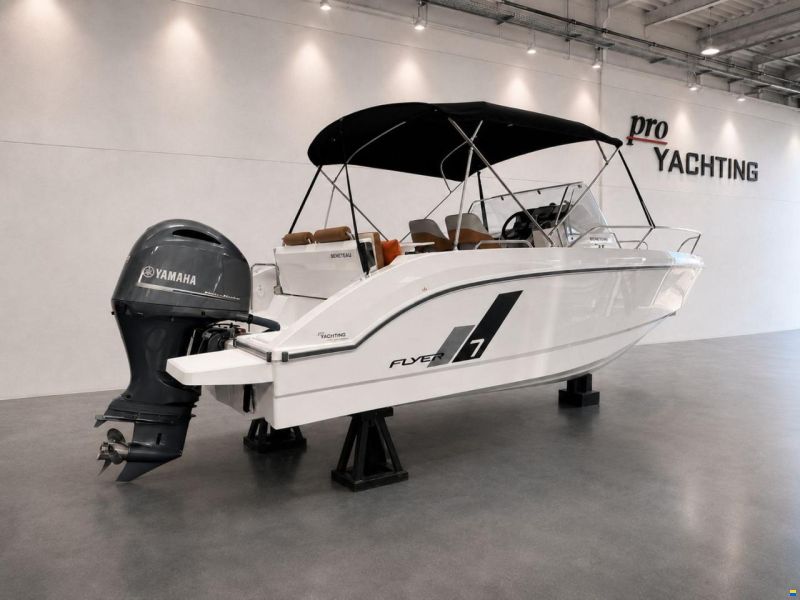 Beneteau Flyer 7 SD Sundeck