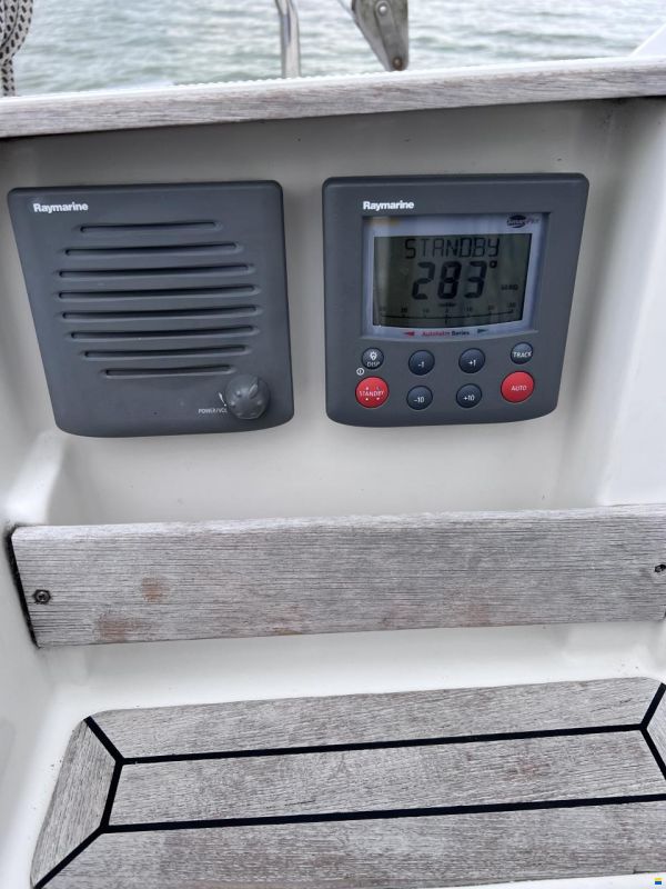 Hanse 400 E
