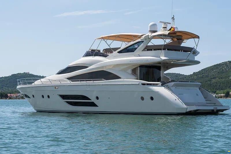 Dominator 720 S