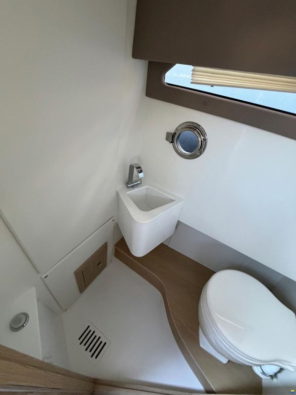 Technohull Alpha 40