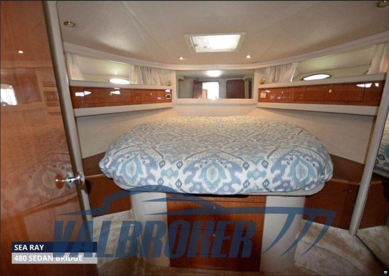 Sea Ray 480 SEDAN BRIDGE